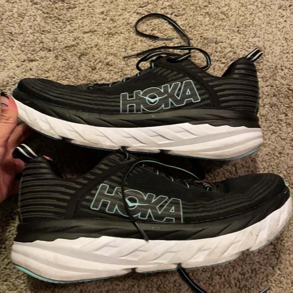 Hoka One One Women’s Bondi 6- 9.5
